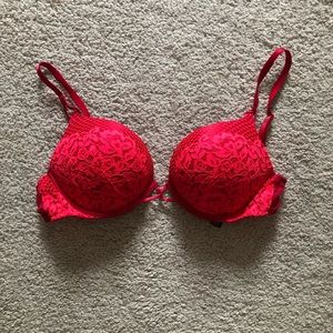 Victoria’s Secret Bombshell Bra
